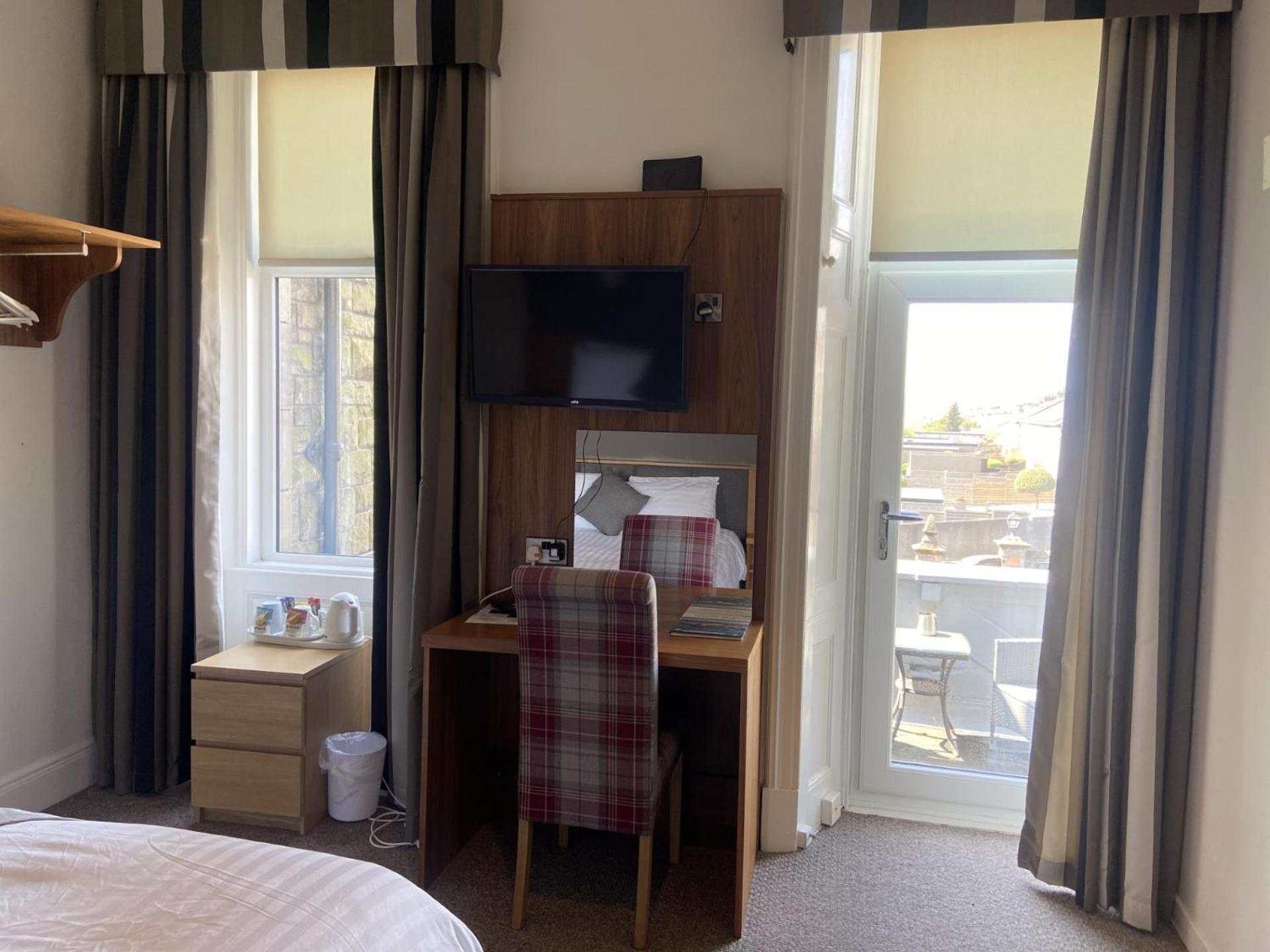 Dysart The Strathearn Hotel מראה חיצוני תמונה